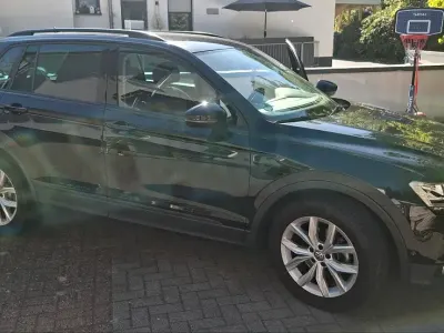 Gebraucht VW Tiguan 125 PS (91 kW) 2018 Schwarz SUV