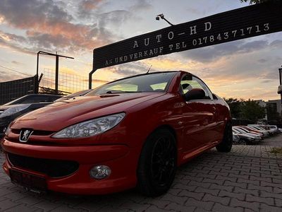 Gebraucht Peugeot 206 CC Filou 109 PS (80 kW) 2005 Rot Cabrio
