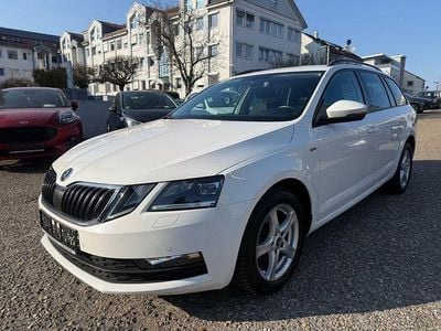 Gebraucht Skoda Octavia Soleil 116 PS (85 kW) 2019 Weiß Kombi