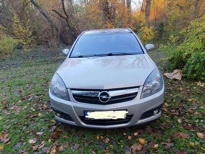 Gebraucht Opel Signum Cosmo 150 PS (110 kW) 2007 Beige Kleinwagen