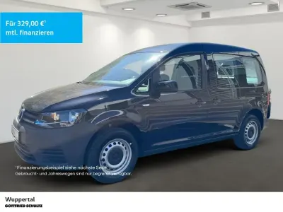 Usata VW Caddy Trendline 102 CV (75 kW) 2020 Nero Monovolume