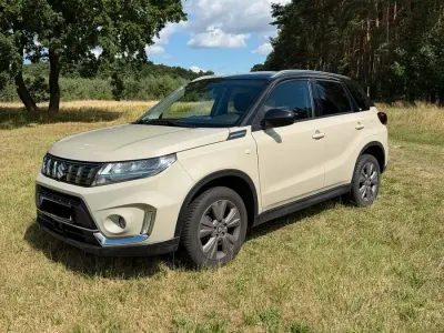 Gebraucht Suzuki Vitara Comfort 129 PS (94 kW) 2022 Andere farben SUV
