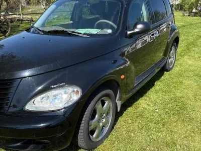 Używany Chrysler PT Cruiser Limited 141 KM (103 kW) 2001 Szary Minivan