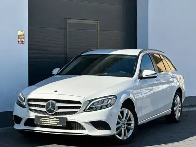Gebraucht Mercedes C220 194 PS (142 kW) 2019 Polarweiss Kombi