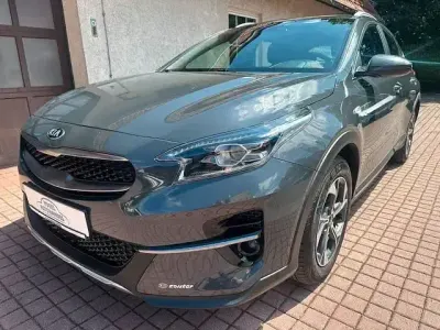Gebraucht Kia XCeed Edition 7 140 PS (102 kW) 2019 Grau SUV