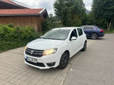Gebraucht Dacia Sandero Lauréate 90 PS (66 kW) 2013 Weiß Limousine