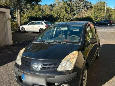 Nissan Pixo