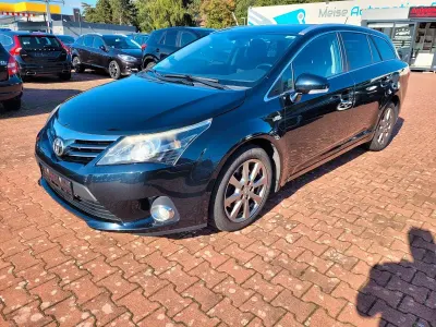 Gebraucht Toyota Avensis Life 150 PS (110 kW) 2012 Kombi