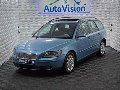 Blau Gebraucht 2005 Volvo V50 Momentum Kombi | 6.950 € (Teuer)