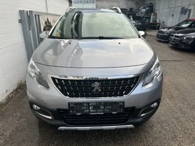 Gebraucht Peugeot 2008 Crossway 110 PS (80 kW) 2018 Grau SUV