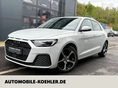 Gebraucht Audi A1 Sportback Basis 110 PS (80 kW) 2022 Weiß Kleinwagen