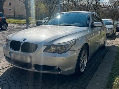 Usata BMW 525 218 CV (160 kW) 2006 Argento Berlina