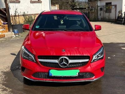 Usata Mercedes CLA200 Shooting Brake Edition 136 CV (100 kW) 2018 Rosso Station wagon