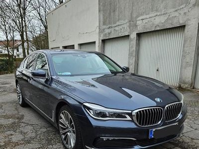 BMW 730