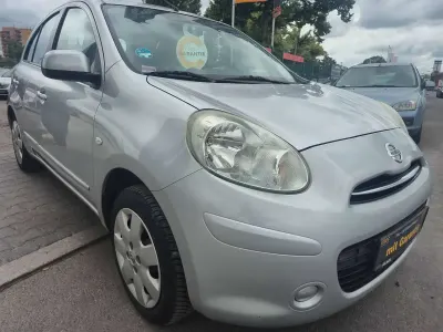 Gebraucht Nissan Micra Acenta 80 PS (58 kW) 2011 New silver (m) Kleinwagen