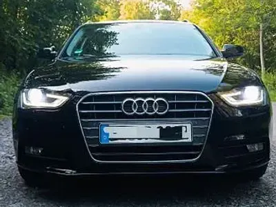 Gebraucht Audi A4 Ambition 177 PS (130 kW) 2014 Schwarz Kombi
