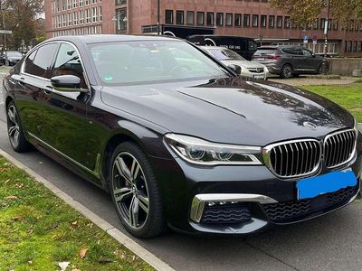 Gebraucht BMW 740 M Sport 320 PS (235 kW) 2016 Grau Limousine