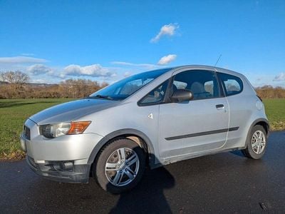Gebraucht Mitsubishi Colt 75 PS (55 kW) 2011 Silber Kleinwagen