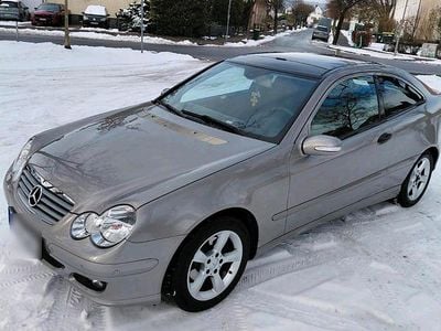 Gebraucht Mercedes C200 143 PS (105 kW) 2005 Grau Coupé