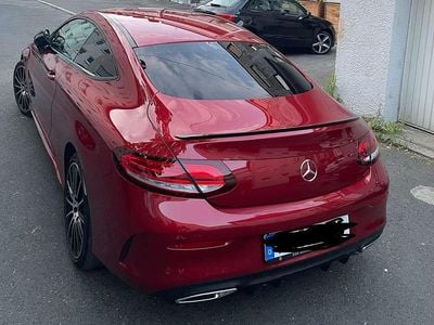 Usata Mercedes C300 AMG line 245 CV (180 kW) 2019 Coupé