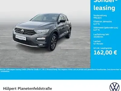 Käytetty VW T-Roc Active 150 HP (110 kW) 2021 Harmaa Katumaasturi