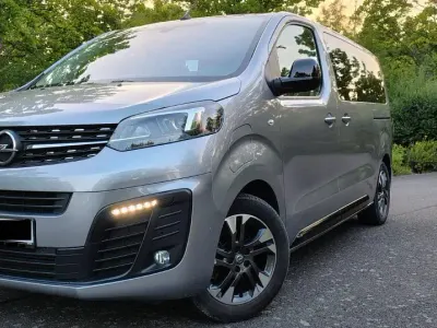 Gebraucht Opel Zafira Life Elegance 100 kW (136 PS) 2021 Silber Van / Kleinbus