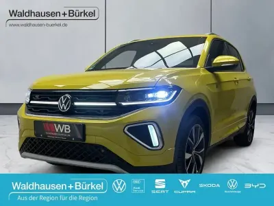 Używany VW T-Cross R-line 116 KM (85 kW) 2024 Żółty SUV