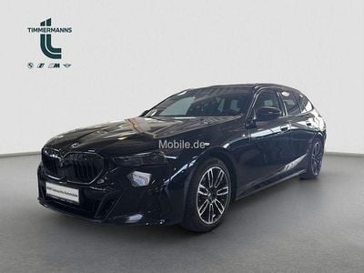 Gebraucht BMW 520 M Sport 197 PS (144 kW) 2025 Schwarz Kombi