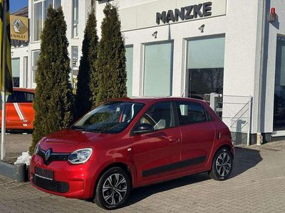 Dezirrot metallic (metallic) Gebraucht 2021 Renault Twingo Zen Kleinwagen | 13.490 € (Etwas zu teuer)