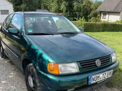 Gebraucht VW Polo 60 PS (44 kW) 1997 Grün Limousine