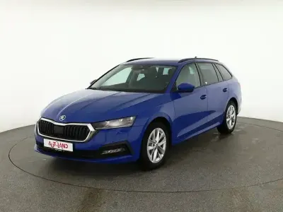 Gebraucht Skoda Octavia Ambition 150 PS (110 kW) 2020 Blau Kombi