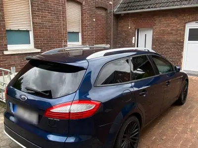 Gebraucht Ford Mondeo Titanium 140 PS (102 kW) 2010 Blau Kombi