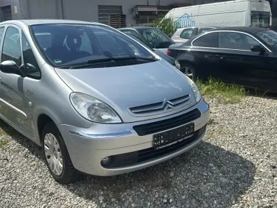 Gebraucht Citroën Xsara 109 PS (80 kW) 2008 Silber Van / Kleinbus