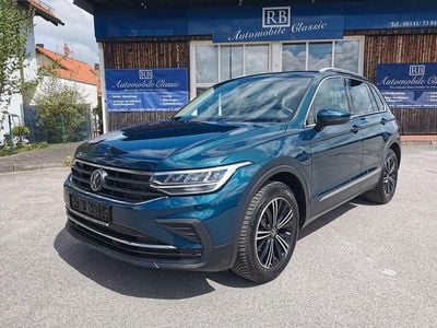 Usado VW Tiguan Move 150 HP (110 kW) 2024 Azul SUV