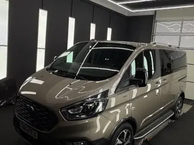 Gebraucht Ford Tourneo Active 185 PS (136 kW) 2021 Beige Van / Kleinbus