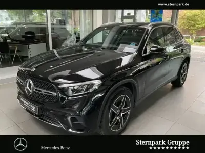 Gebraucht Mercedes GLC220 AMG 197 PS (144 kW) 2025 Obsidianschwarz SUV