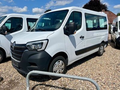Mineral weiss Gebraucht 2020 Renault Master Van | 24.871 € (Teuer)