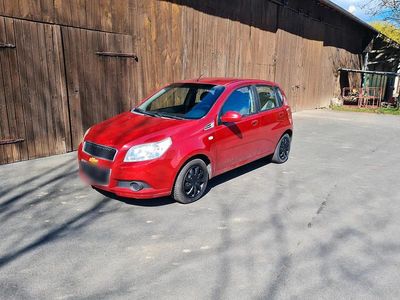 Gebraucht Chevrolet Aveo 84 PS (61 kW) 2009 Rot Kleinwagen