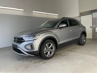 Neu VW T-Roc Life 150 PS (110 kW) 2026 [k2k2] pyrit silber metallic SUV