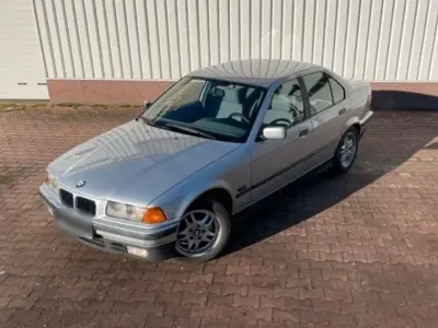 Gebraucht BMW 316 101 PS (74 kW) 1995 Silber Limousine
