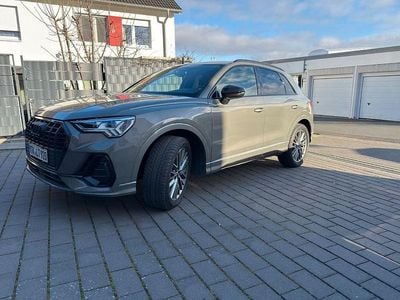 Grau Gebraucht 2022 Audi Q3 S-Line SUV | 34.499 € (Guter Preis)