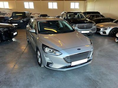 Używany Ford Focus Cool & Connect 125 KM (91 kW) 2020 Srebrny Kombi