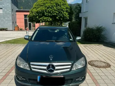 Gebraucht Mercedes C220 Avantgarde 170 PS (125 kW) 2007 Grün Limousine