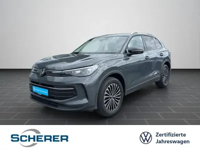 Gebraucht VW Tiguan Goal 131 PS (96 kW) 2025 Delfingrau metallic (metallic) SUV