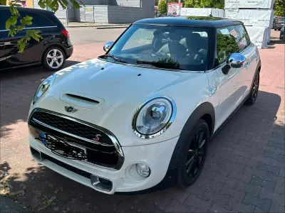 Używany Mini Cooper S 192 KM (141 kW) 2016 Biały Hatchback