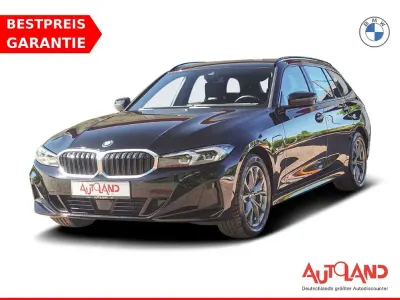 Gebraucht BMW 320e 204 PS (150 kW) 2023 Schwarz ii Kombi