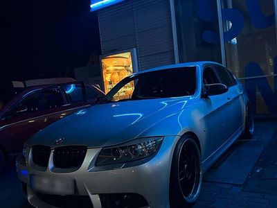 Gebraucht BMW 330 360 PS (264 kW) 2007 Silber Limousine