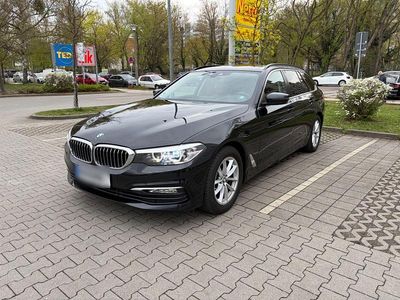 Usata BMW 520 Luxury Line 190 CV (139 kW) 2017 Nero Station wagon