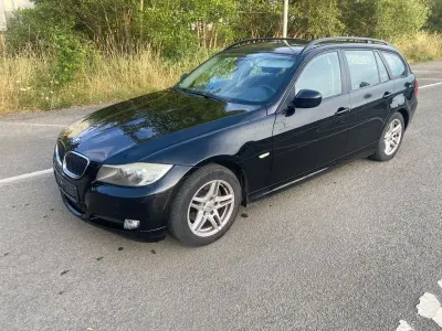 Gebraucht BMW 318 143 PS (105 kW) 2009 Schwarz Kombi