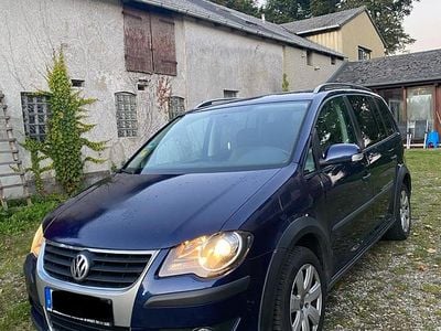 VW Touran Cross
